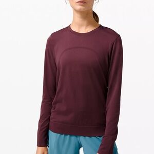 Swiftly Breathe Relaxed-Fit
Long Sleeve Shirt size 12 cassis
